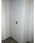 Шкафы с распашными дверями 